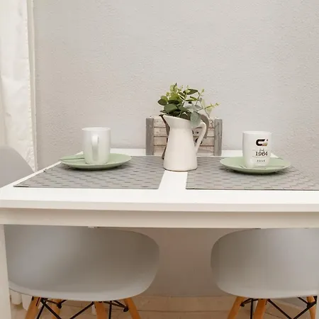 C14 - Studio Close To Historical Center Apartment